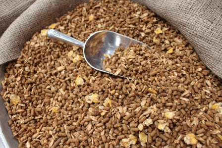 Sweet and Sassy Uni Mix King Feeds